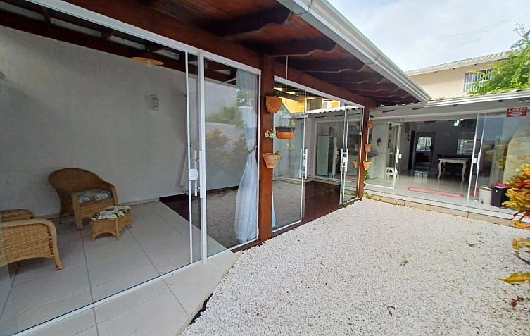 Sobrado para Temporada no bairro Monções - Matinhos - PR